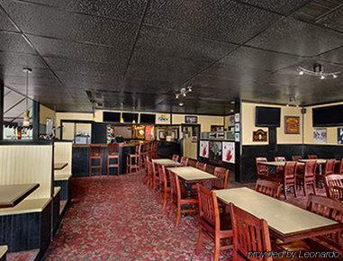 The Brunswick Hotel Complex パリーサウンド エクステリア 写真